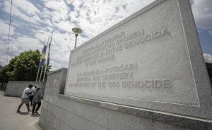 Poruka s komemoracije: Krajolik u Potočarima u oštrom kontrastu sa zlom prošlosti